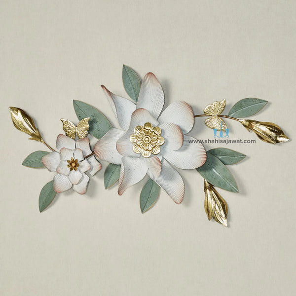 Alluring Floral Metal Wall Hanging