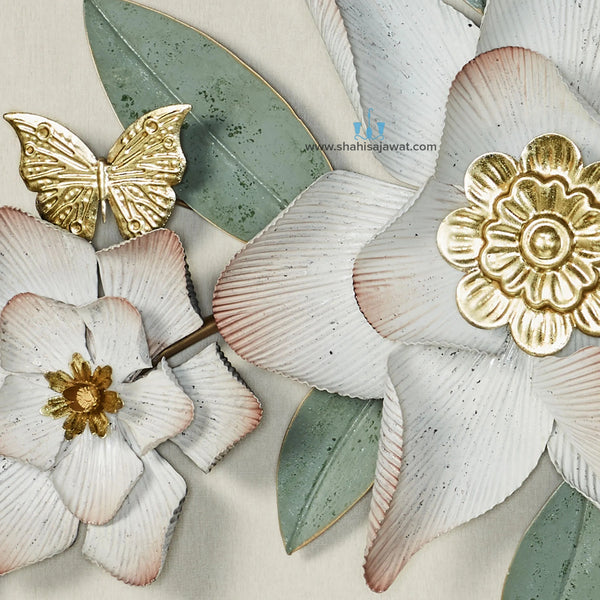 Alluring Floral Metal Wall Hanging