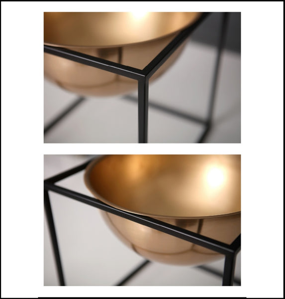 Gold And Black Ovate Table Top Metal Vases/Planters in Large, Medium And Small Sizes, available exclusively on Shahi Sajawat India, the world of home decor products. Best trendy home decor, living room, kitchen and bathroom decor ideas of 2020.