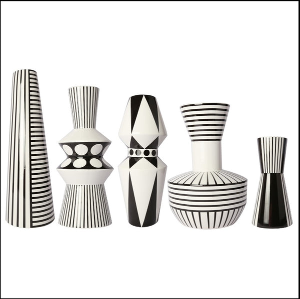 Black And White Ceramic Printed Tabletop Vases In 5 Styles, available exclusively on Shahi Sajawat India, the world of home decor products. Best trendy home decor, living room, kitchen and bathroom decor ideas of 2020.