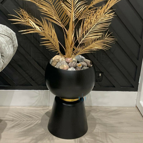 Black Totem Handcrafted Steel (Metal) Floor Indoor Planter With Golden Band Available Exclusively On Shahi Sajawat India, the world of home decor products. Best trendy home decor, office decor, restaurant decor living room, kitchen and bathroom decor ideas of 2022.
