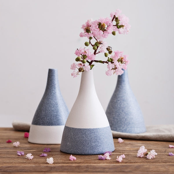 Blue/White Snowflake Glazed Ceramic Tabletop Vases Of Size 14.6 ×9.7cm and Bore Diameter of 1.9cm, available exclusively on Shahi Sajawat India,the world of home decor products. Best trendy home decor, living room and kitchen decor ideas of 2019.